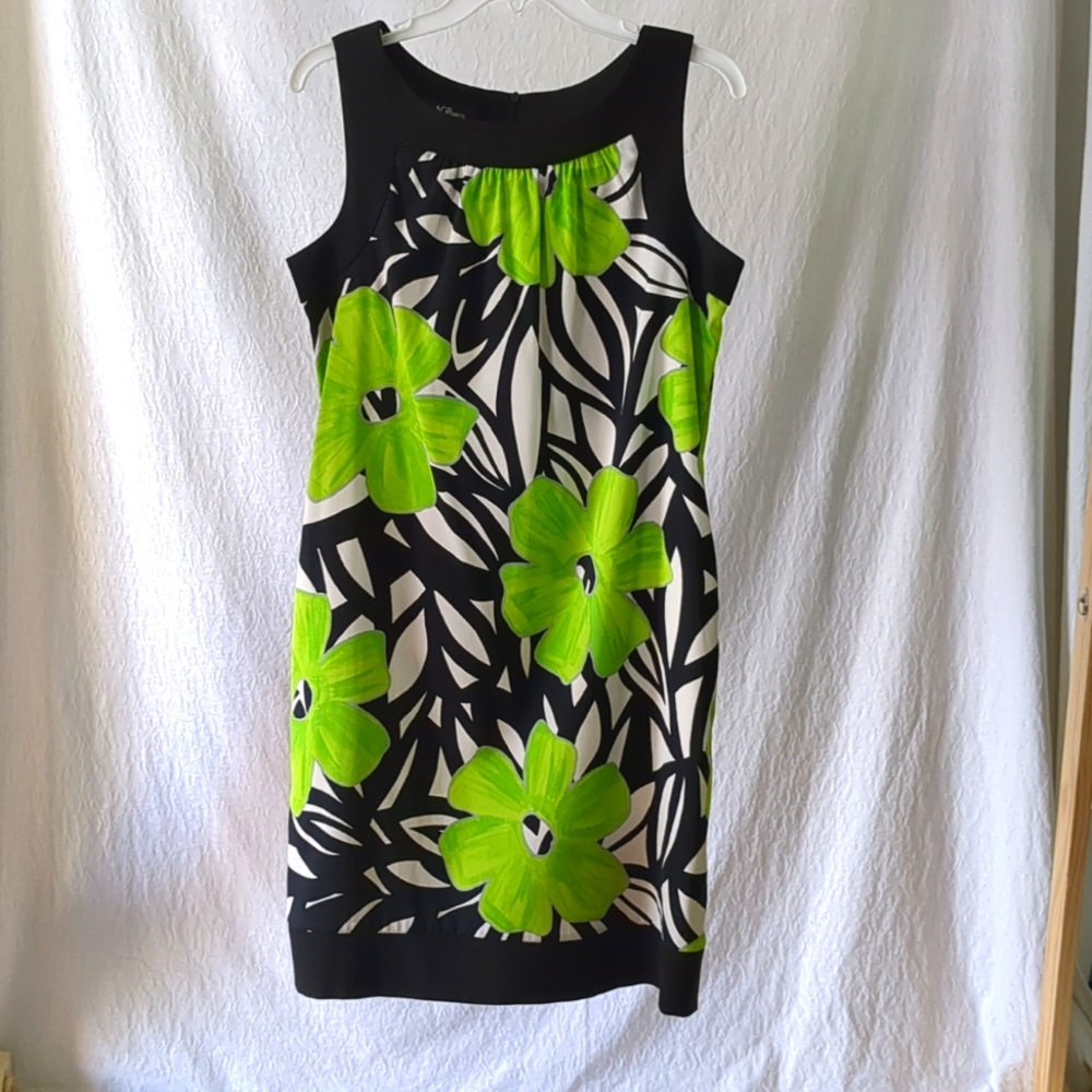 Green Floral AGB Dress Sleeveless Sheath Size 10